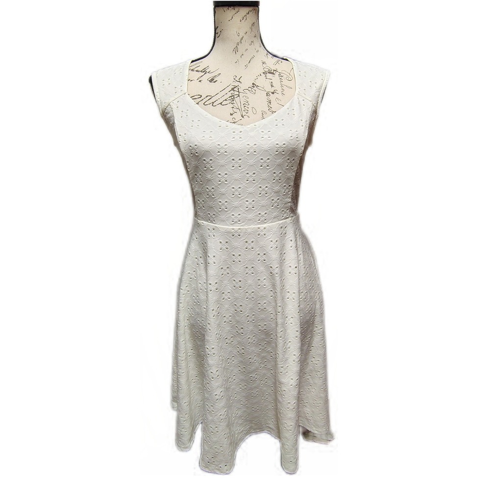 NWT Lascana White Eyelet Dress 6 Fit‎ Flare Sweetheart Neckline Euro Summer